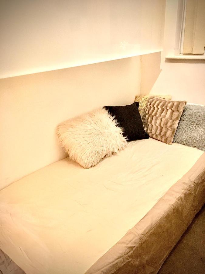Hendon Homestay Ngoại thất bức ảnh